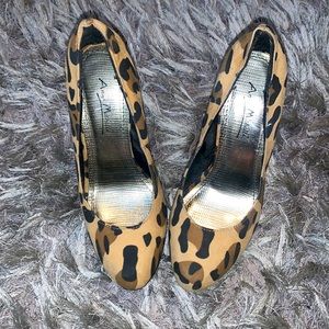 Cheetah print pumps